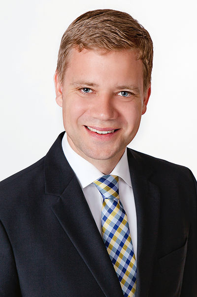 Bezirkstagspräsident Dr. Olaf Heinrich